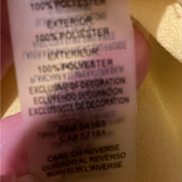 NWOT Ladies Yellow Calvin Klein Blouse - Picture 13 of 16